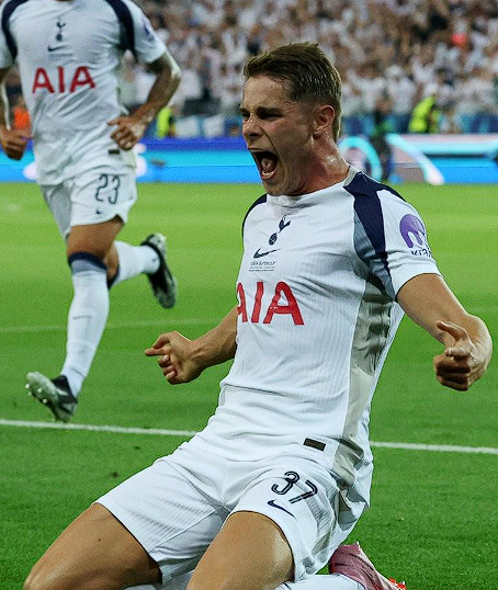 英超熱刺VS水晶宮：范德芬染紅，熱刺紅牌數(shù)居聯(lián)賽前列